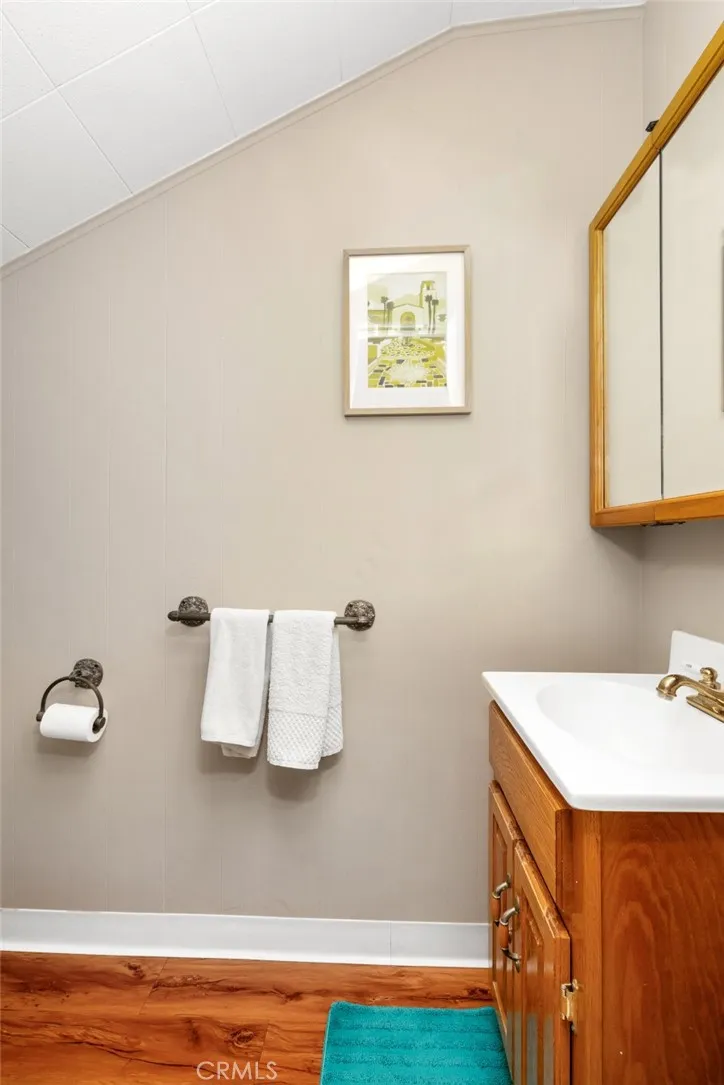 124 N Valencia, Alhambra, California 91801 home-pic-40